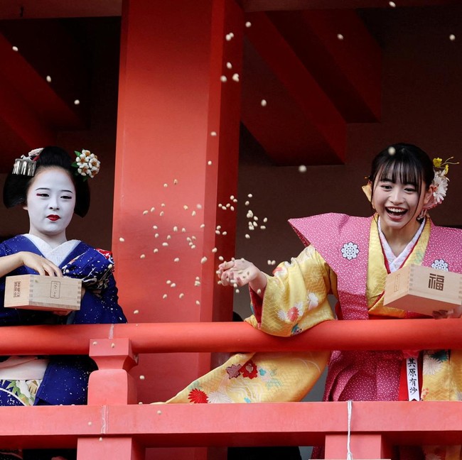 Tradisi Lempar Kacang Meriahkan Perayaan Setsubun di Tokyo
