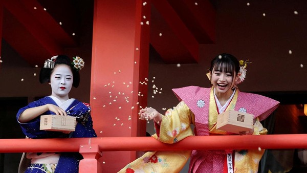 Tradisi Lempar Kacang Meriahkan Perayaan Setsubun di Tokyo