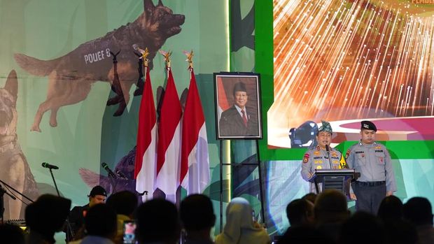 Kapolda Riau Irjen Herry Heryawan berharap penghargaan terhadap Reno si anjing K9 dapat menginspirasi personel untuk bekerja tanpa pamrih dan ikhlas, Rabu (4/2/2026).