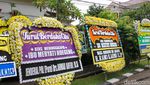 Karangan Bunga Terus Berdatangan Iringi Kepergian Eyang Meri