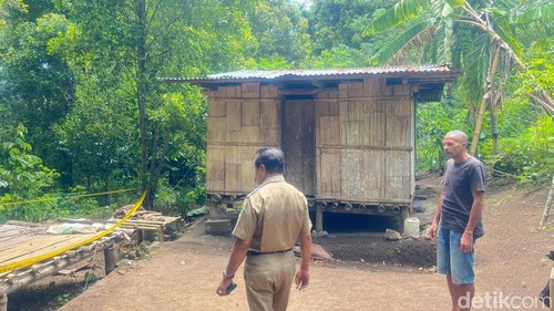 Kondisi pondok tempat tinggal Siswa kelas IV SD di Kecamatan Jerebuu, Ngada, NTT berinisial YBR (10) yang tewas gantung diri di pohon cengkeh.