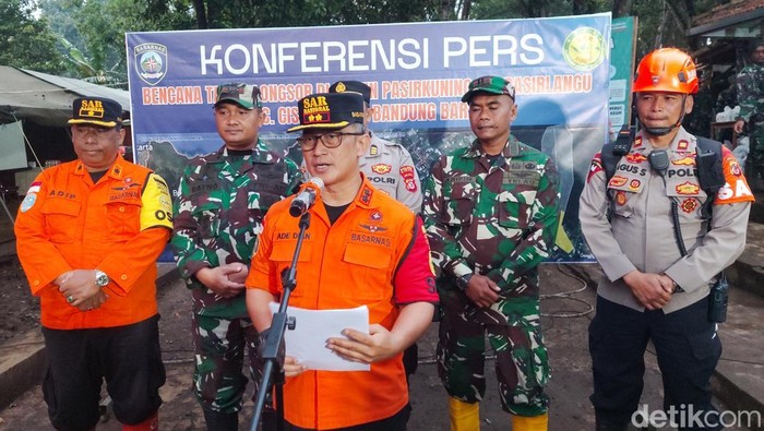Update SAR Longsor Cisarua: Total 92 Bodypack Ditemukan