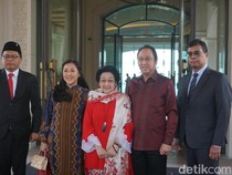 Megawati Bertemu Putra Mahkota Abu Dhabi UEA, Prananda Mendampingi
