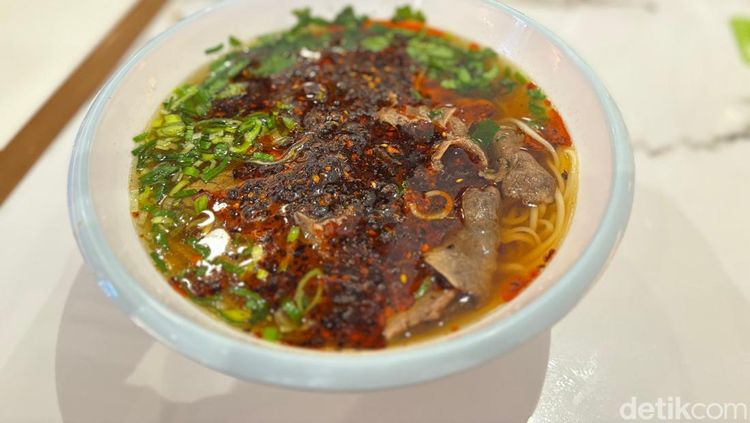 Halal! Jajan Mie China Autentik yang Kenyal di Chinatown Singapura