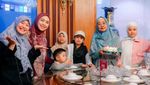 Seru! Oki Setiana Dewi Kulineran Makanan Mesir bareng Keluarga