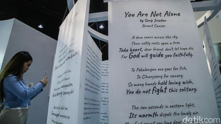 Peringati Hari Kanker Sedunia, Penyintas Berbagi Lewat Karya Seni
