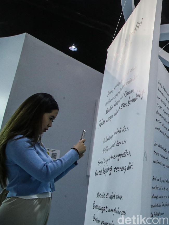 Peringati Hari Kanker Sedunia, Penyintas Berbagi Lewat Karya Seni