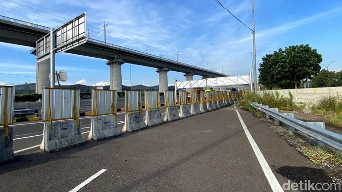 Menengok Exit Tol Km 149 dan 150 Gedebage yang Terbengkalai-Bersemak