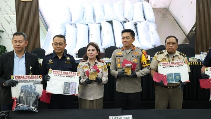 Koper Isi Benih Lobster Rp 4,2 M Digagalkan di Soetta, 3 Orang Ditangkap