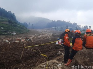 Operasi SAR Longsor Cisarua Berakhir, 20 Korban Masih Hilang