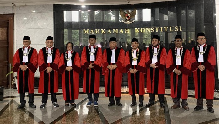 Pensiun dari MK, Arief Hidayat: Siapa Tahu Setelah Ini Punya Jabatan Lain