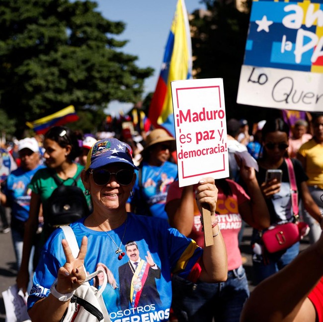 Ribuan Orang Turun ke Jalan di Caracas Tuntut Pembebasan Maduro