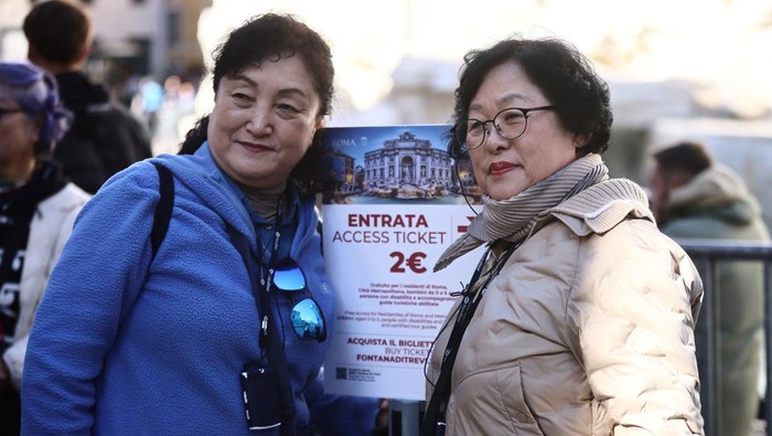 Roma Berlakukan Tiket Masuk Air Mancur Trevi untuk Kendalikan Wisata