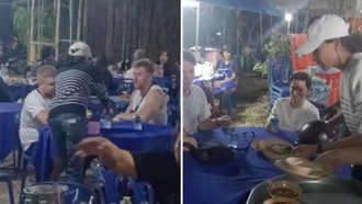 Dikira Street Food, Turis-turis Pesan Makan di Rumah Duka