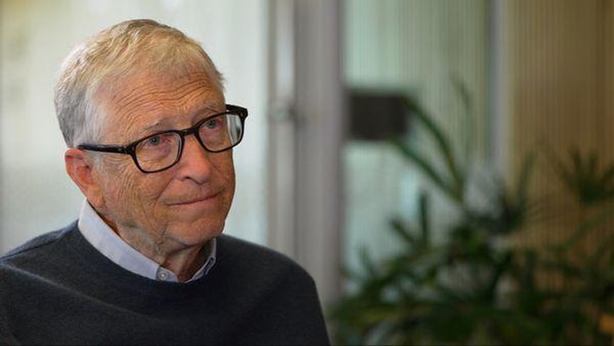Dulu Optimis Kini Pesimis, Bill Gates Minta Robot AI Kena Pajak Khusus