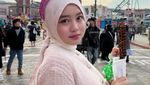 OOTD Finazia Liburan ke Jepang, Netizen Kompak Bilang Lucu