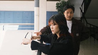 Isyana Sarasvati dan Suami Tapak Tilas Kisah Cinta 20 Tahun di Sekolah