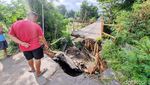 Penampakan Jembatan Antar Desa di Ponorogo Ambrol