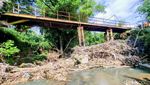 Penampakan Jembatan Antar Desa di Ponorogo Ambrol