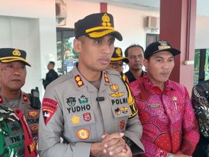 11 Perahu Dibakar-2 Orang Luka Bacok Saat Konflik Nelayan di Pasuruan