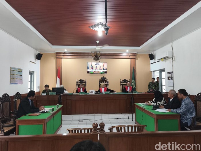 Sidang Perdana Gugatan Gusti Moeng Lawan PB XIV Purbaya Digelar di PN Solo