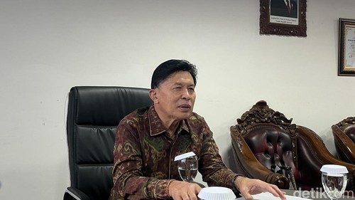 Ketua Pansus TRAP DPRD Bali I Made Suparta ditemui di Kantor DPRD Bali, Kamis (5/2/2026). (Rizki Setyo)