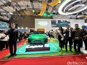 Video: Pertama di Dunia, Lepas E4 Konsep Mejeng di IIMS 2026