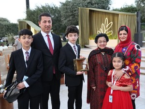 Megawati Ucapkan Selamat ke Pemenang Zayed Award 2026, Diajak Foto Bersama