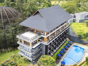 Hotel Ini Punya Konsep Eco Resort, Ada Rumah Pohon hingga Aviary Raksasa