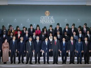 Lawan Dominasi China, AS Bentuk Blok Dagang Mineral Kritis