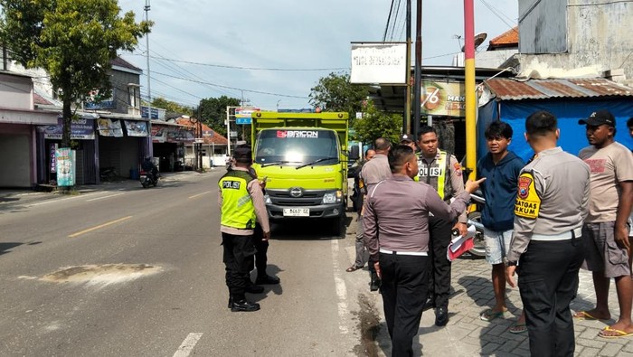 Lokasi pelajar Madrasah Tsanawiyah At Tanwir Talun Sumberejo, Bojonegoro kecelakaan