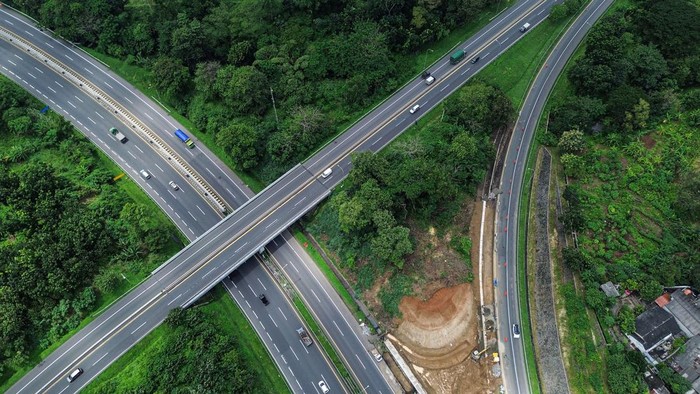 Insentif Lebaran dan Strategi Pemerintah Menopang Pertumbuhan Ekonomi