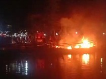 Pembakaran Perahu di Pelabuhan Pasuruan Diduga Dipicu Nelayan Trawl