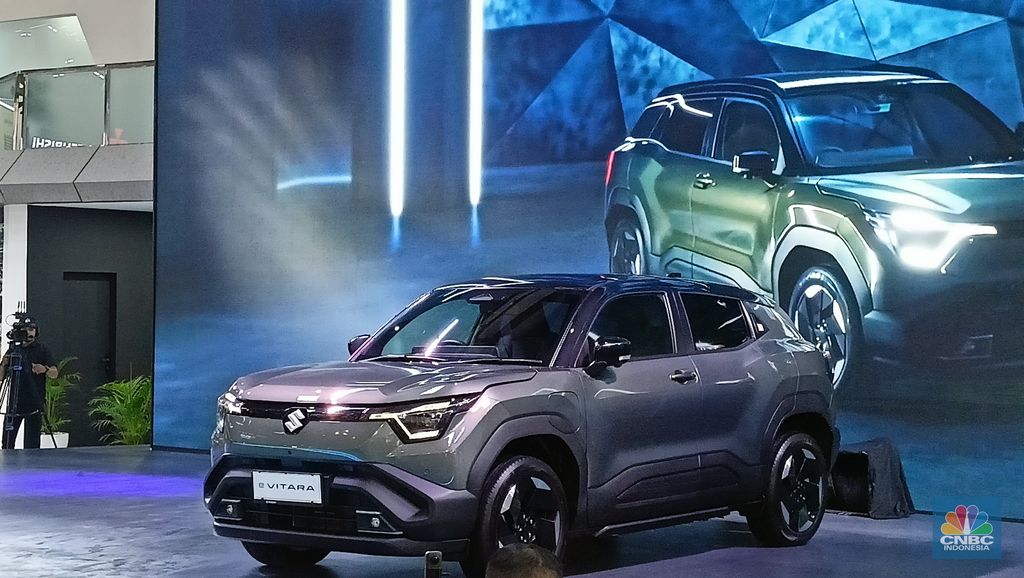 PT Suzuki Indomobil Sales (SIS) resmi memperkenalkan Suzuki e VITARA kepada publik Tanah Air dalam ajang Indonesia International Motor Show (IIMS) 2026 di JIExpo Kemayoran, Jakarta, Kamis (5/2/2026). (CNBC Indonesia/Ferry Sandi)