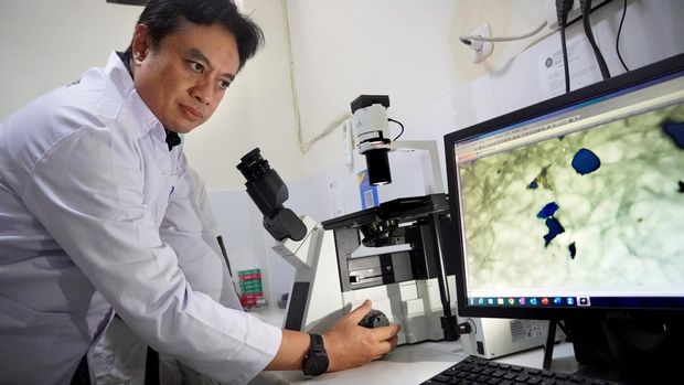 Riset Mikroplastik di PSPK UB. Riset Mikroplastik di PSPK UB.
