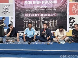 Aktivis 98 di Makassar Dukung Polri Tetap di Bawah Presiden Tapi Ada Catatan