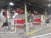 Adi Arnawa Uji Ulang Emisi Insenerator yang Disetop KLH