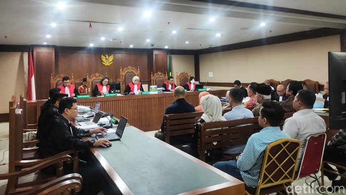 Saksi Ngaku Disuruh Terdakwa Kasus Kemnaker Hapus Chat Terkait Izin TKA - Update 1