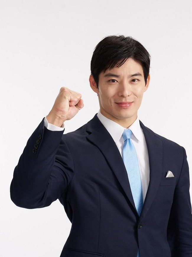 Potret Viral Gubernur Termuda Jepang, Penampilan Gantengnya Bikin Naksir