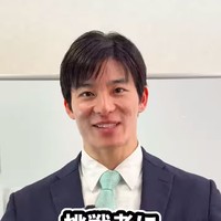 Kemenangan Takato Ishida menuai perbincangan mengingat ia mengalahkan saingan yang didukung oleh kelompok mapan berusia 60-an di salah satu prefektur paling konservatif di Jepang. Foto: Instagram @shida.takato