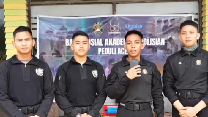 Jelang Ramadan, Taruna Akpol Bagikan Alquran ke Masjid Terdampak Bencana Aceh - Update 1