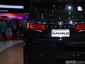 Beda Pajak Toyota Alphard versi Murah vs Alphard Biasa