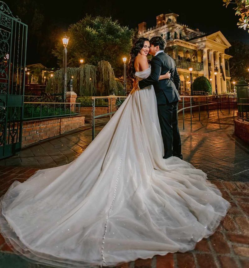Wedding Venue Haunted Mansion di Disneyland.