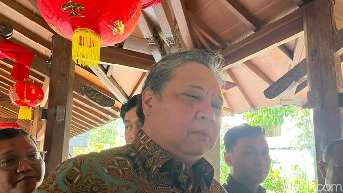 Menteri Koordinator Bidang Perekonomian, Airlangga Hartanto saat ditemui di Ngaglik, Sleman, Jumat (6/2/2026).