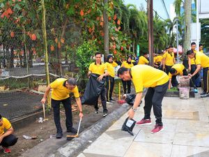 Jalankan Instruksi Presiden, Polda Babel Gelar Aksi Bersih Sampah Serentak