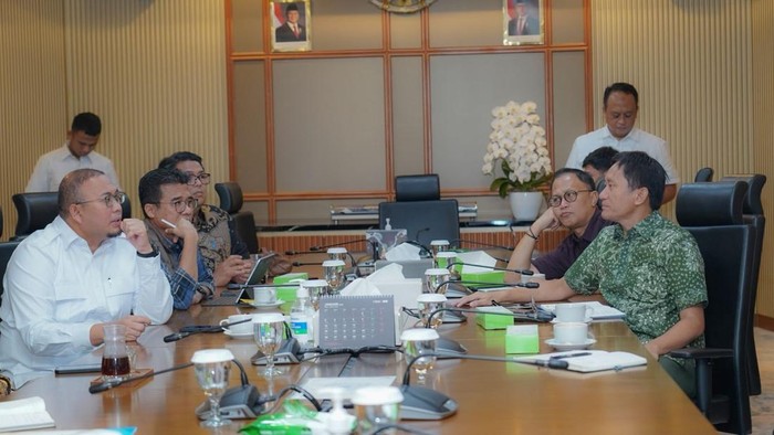 Andre Rosiade dan KAI Jajaki Commuter Line di Kota Padang, Segera Tinjau Lapangan