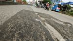 Awas! Jalan Siliwangi Raya Pamulang Berlubang