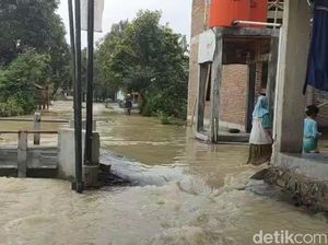 Tanggul Sungai Ciapit Jebol, 4 Desa di Tanjung Brebes Kebanjiran