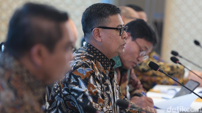 Direktur Utama BSI Anggoro Eko Cahyo bersama jajaran direksi memaparkan kinerja perseroan tahun buku 2025 di Kantor Pusat BSI, Jakarta, Jumat (6/2/2026).