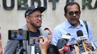 Reaksi Pandji Pragiwaksono Dibela Gibran Soal Joke